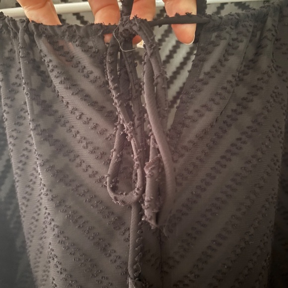 Sheer long sleeve blouse from Laundry by Shelli Segal - Picture 5 of 10